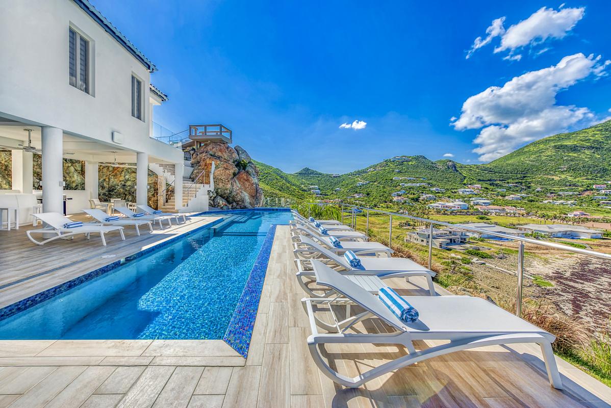 Amalia 5_Location villa piscine vue mer Saint Martin